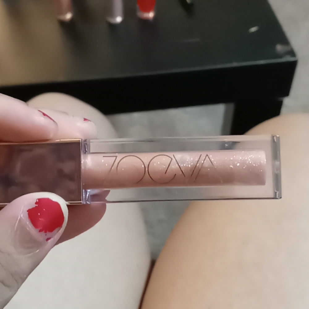 Zoeva lip gloss